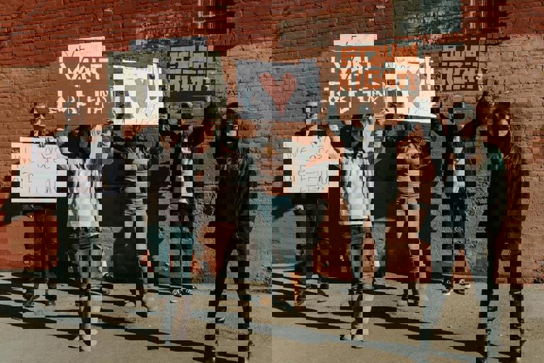 Activistas presentan propuestas para mejorar la accesibilidad en transporte público